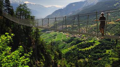 Bisse du Torrent Neuf - suspension bridge in Bernese Alps, Pennine Alps, Rhone Valley, Fendant Wine Region near Sion seen below, district Martigny, Valais canton, Wallis canton, Switzerland, Europe