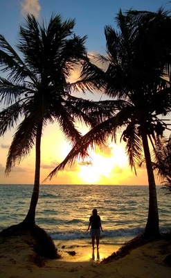 Waking up early while on vacation usually isn't something I'm eager to do. But this particular morning my friend and I couldn't sleep so we got up to watch the show, just steps from our beach side bungalow. It was definitely worth it! #BeachBound