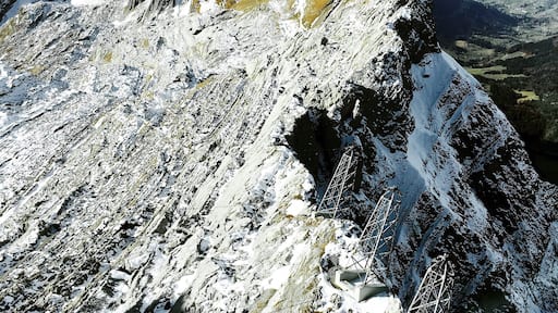 for us this was a finger snapping quick trip as we had to race against time. soon as we get to the top the rush around was well worth it-- fantastic panoramic
view :) with remains of snow from previous days and beaming sunshine.