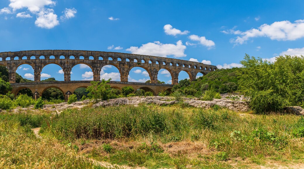 Roman aqueduct, Pont du Gard, Gard, Occitanie, France