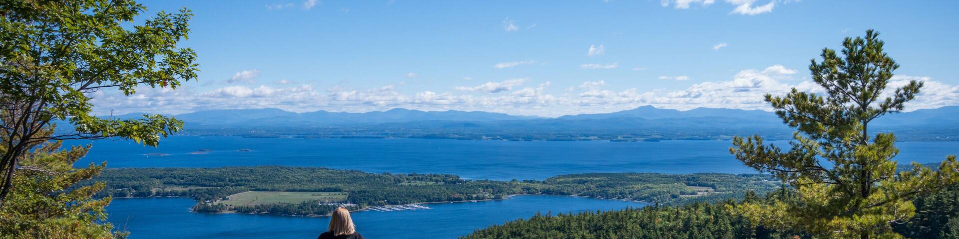 View from the sumit of Rattlesnake mountain