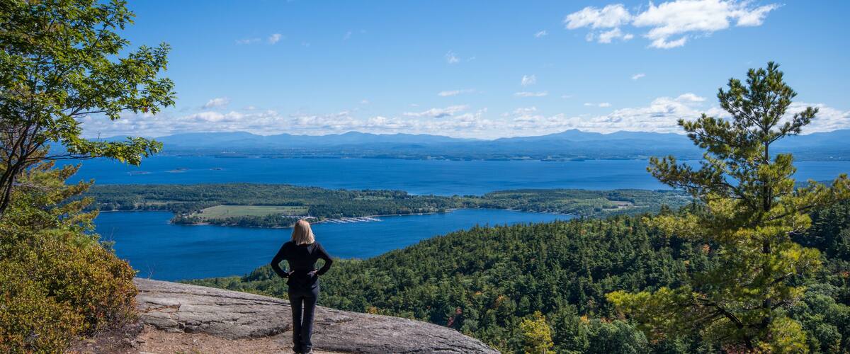 View from the sumit of Rattlesnake mountain
