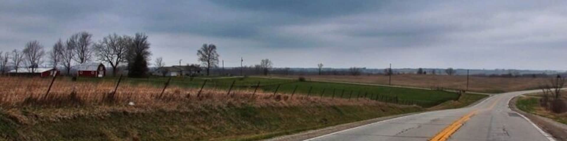 People say that Mid America is the most boring to drive through. I half heatedly disagree. Driving expressway, your right, but, get off the freeway, take a highway. It becomes one of the best places to drive. Big fields, old farms, old houses, Amish, green fields, and fences. New things every half mile. I was fascinated how driving through the same thing, farms, could still be new and interesting for hours. Best part...you can average 65 😉 or better. Only 10 miles below expressway speeds. So get off the expressway, find a parallel highway and enjoy rural America.