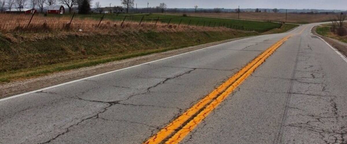 People say that Mid America is the most boring to drive through. I half heatedly disagree. Driving expressway, your right, but, get off the freeway, take a highway. It becomes one of the best places to drive. Big fields, old farms, old houses, Amish, green fields, and fences. New things every half mile. I was fascinated how driving through the same thing, farms, could still be new and interesting for hours. Best part...you can average 65 😉 or better. Only 10 miles below expressway speeds. So get off the expressway, find a parallel highway and enjoy rural America.