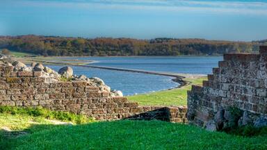 A wonderful ruin in a beautiful area.