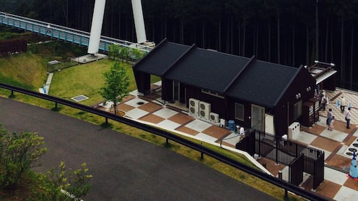 The view once you walk over the the sky walk...tranquil.