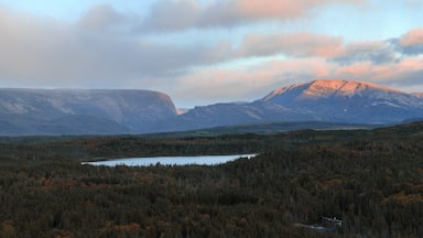 Gros Morne Mountian at sunset