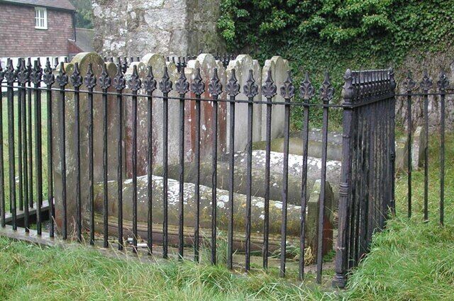 St George, Ivychurch, Kent - Churchyard