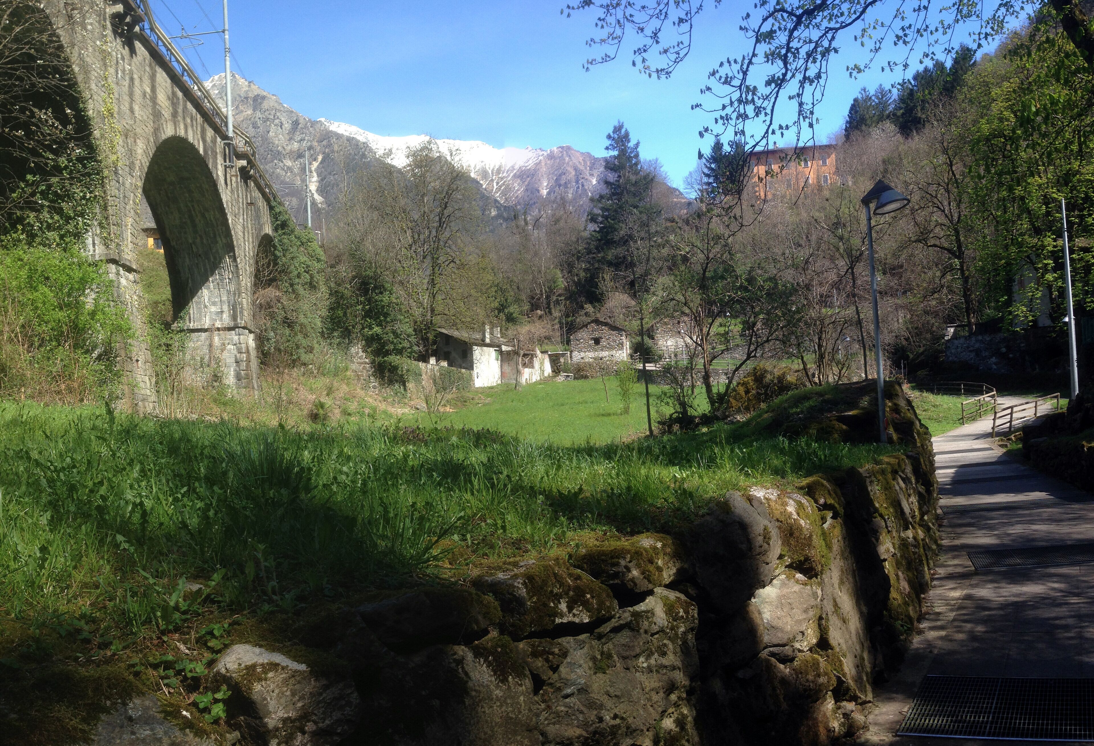 Eisenbahnbrücke vor Chiavenna