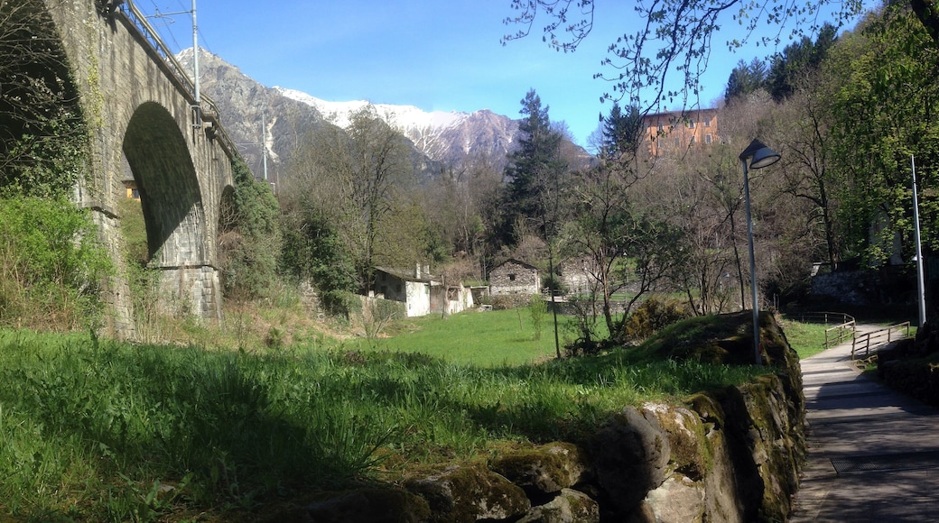 Eisenbahnbrücke vor Chiavenna