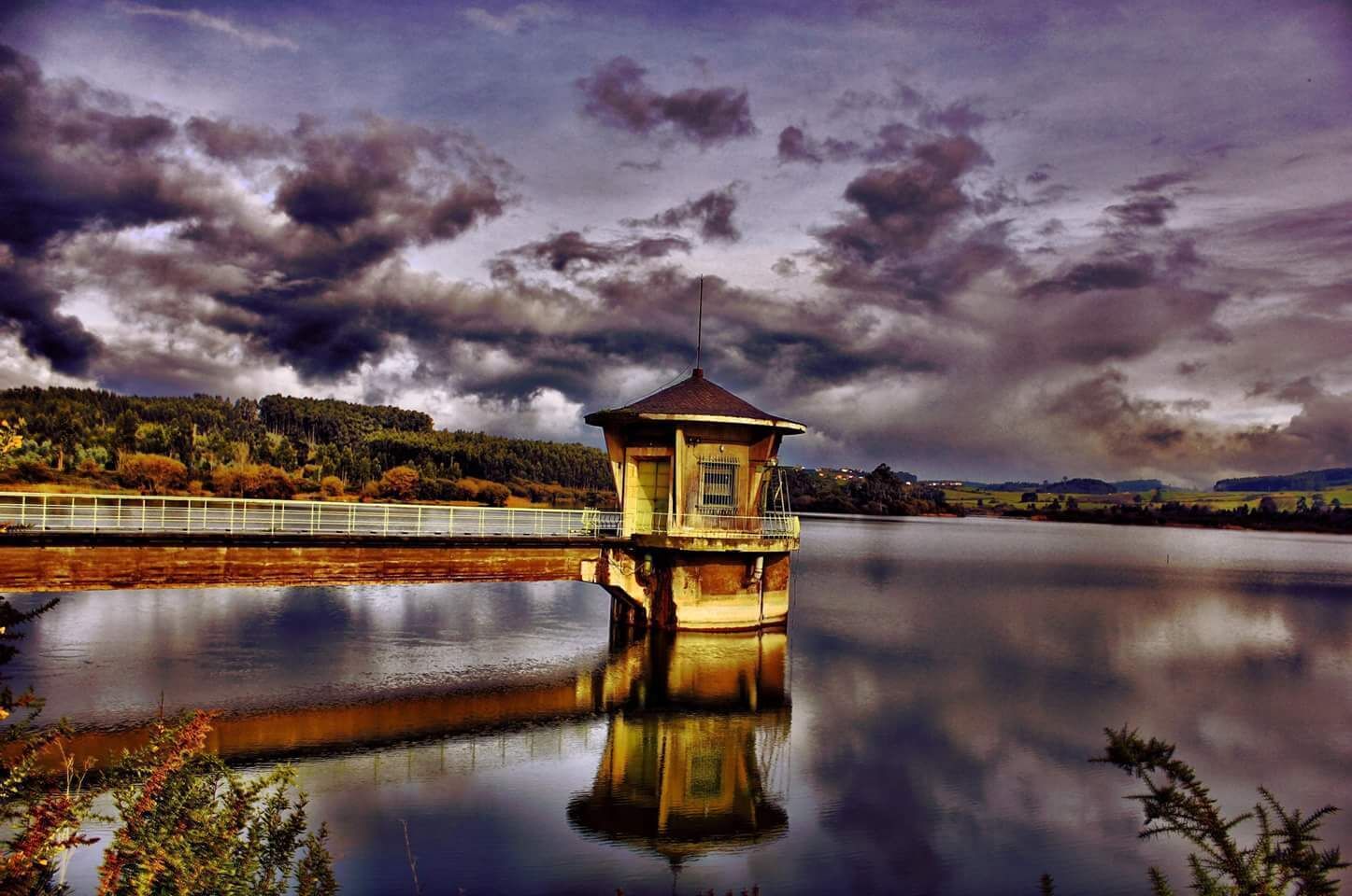 Reservoir La Granda, Asturias
 Spain. #myhometown #hometown #spain #reservoir #asturias
#reflections #waterlust