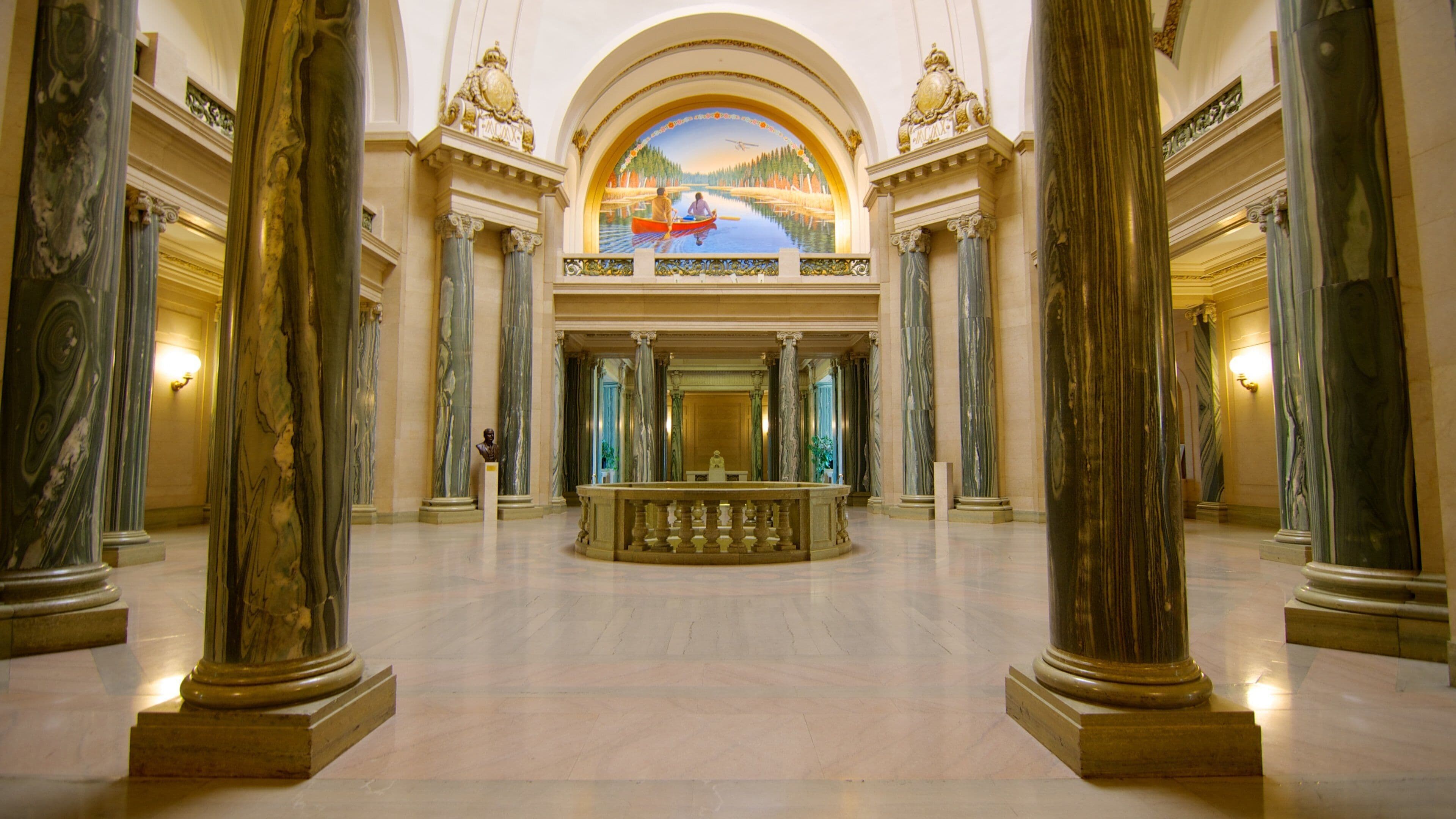 Saskatchewan Legislative Building showing heritage architecture, an administrative building and interior views