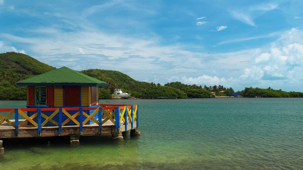 Gazebo in the sea, Lovebird's Bridge, Providencia, Providencia y Santa Catalina, San Andres y Providencia Department, Colombia