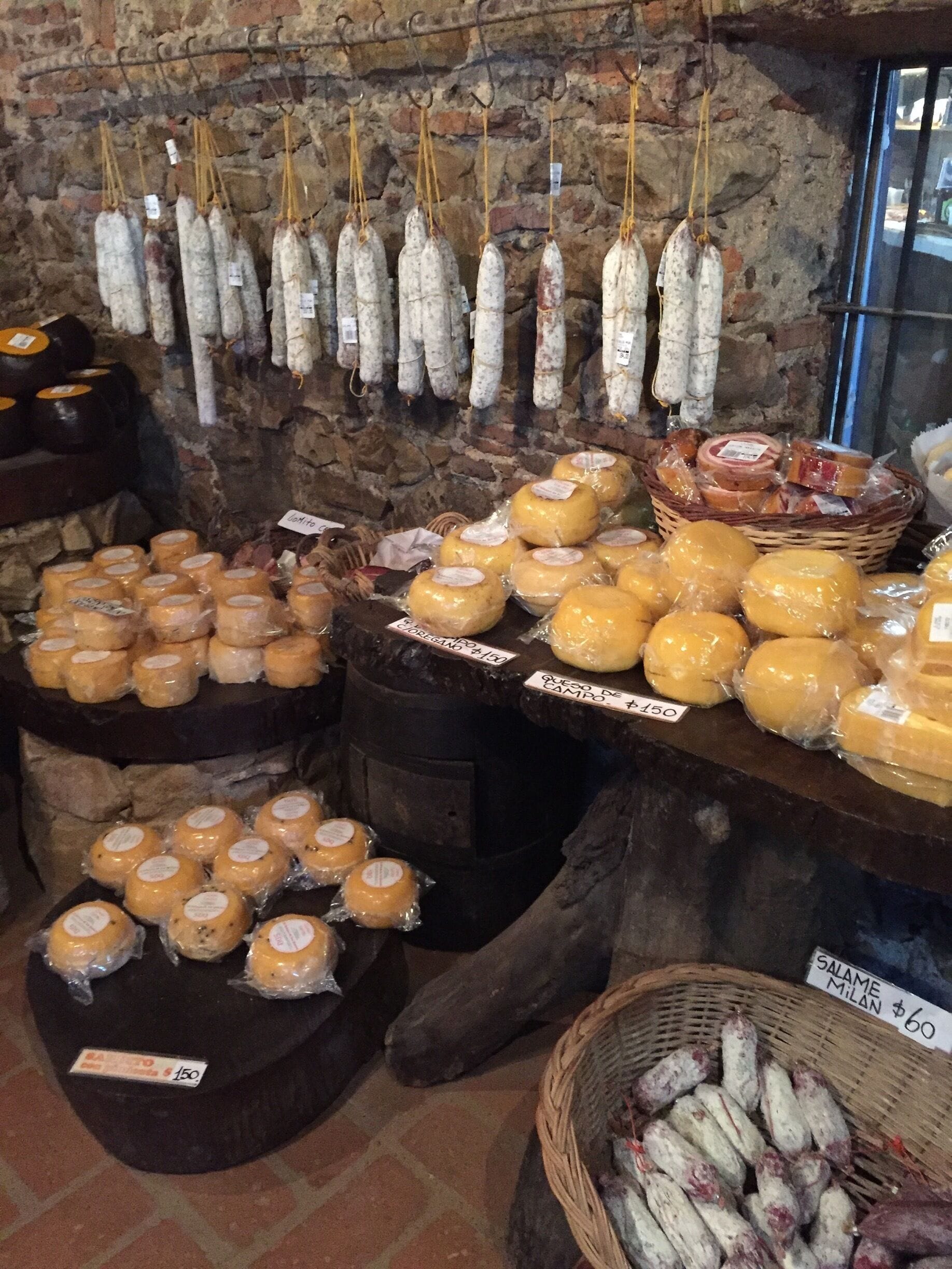 Muy buen lugar para comer una picada, o chipas si estás de paso