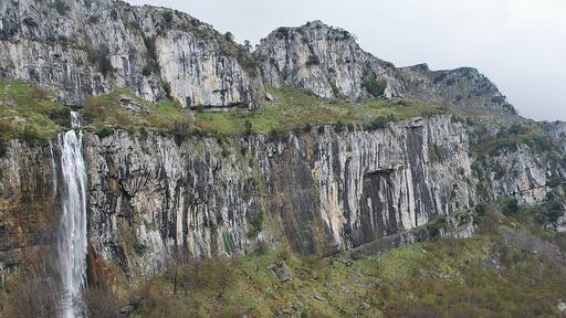 Nacimiento del Asón