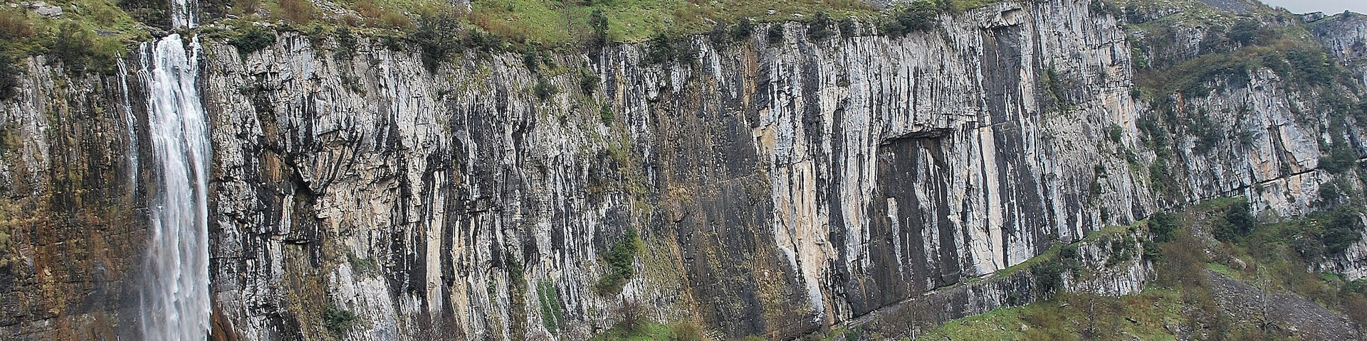 Nacimiento del Asón