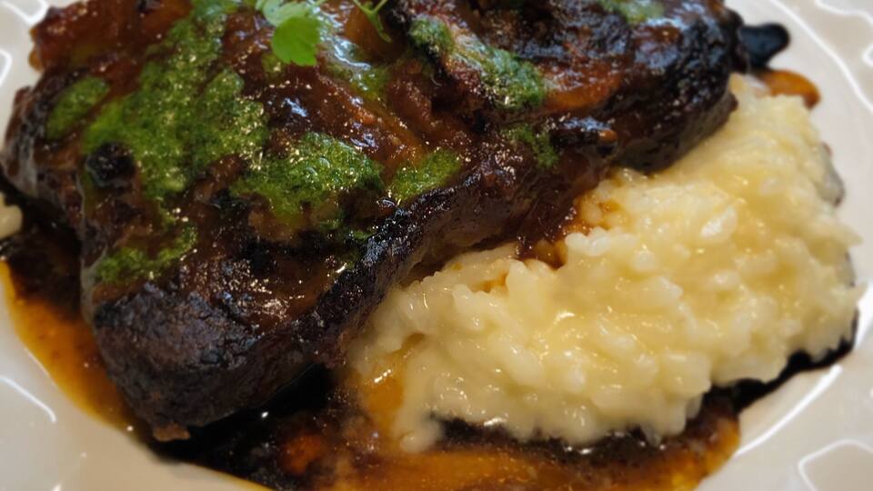 Ossobuco a fiorentina e risoto bianco com gremollata