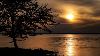 Sunrise at the lake in Oklahoma