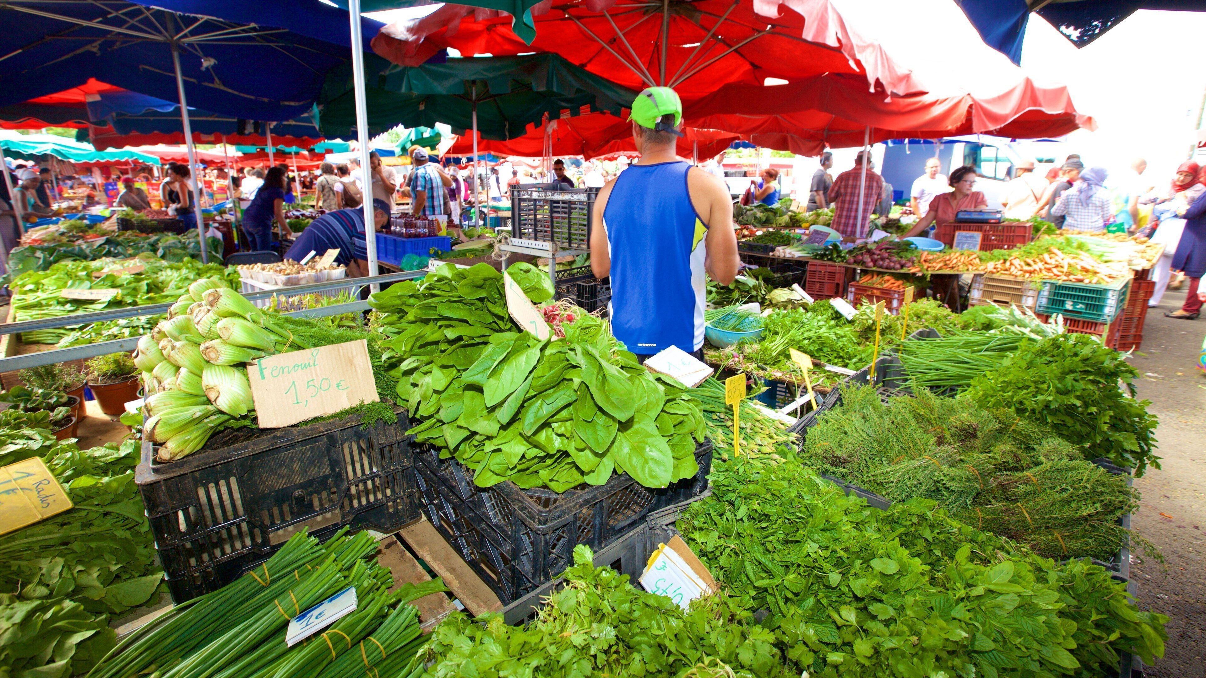 Saint-Paul ofreciendo mercados y comida y también un hombre
