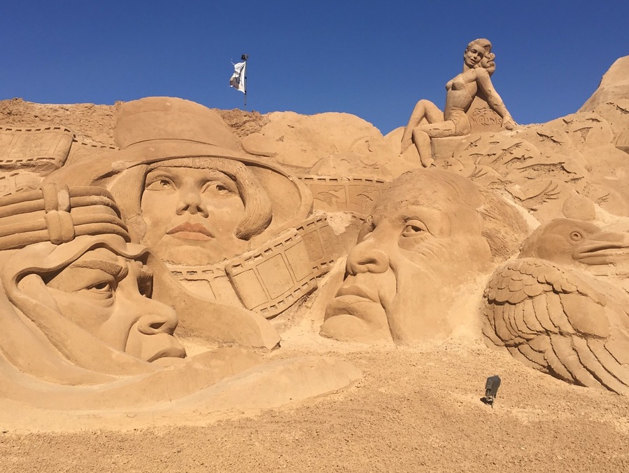 Impressive sand sculptures
