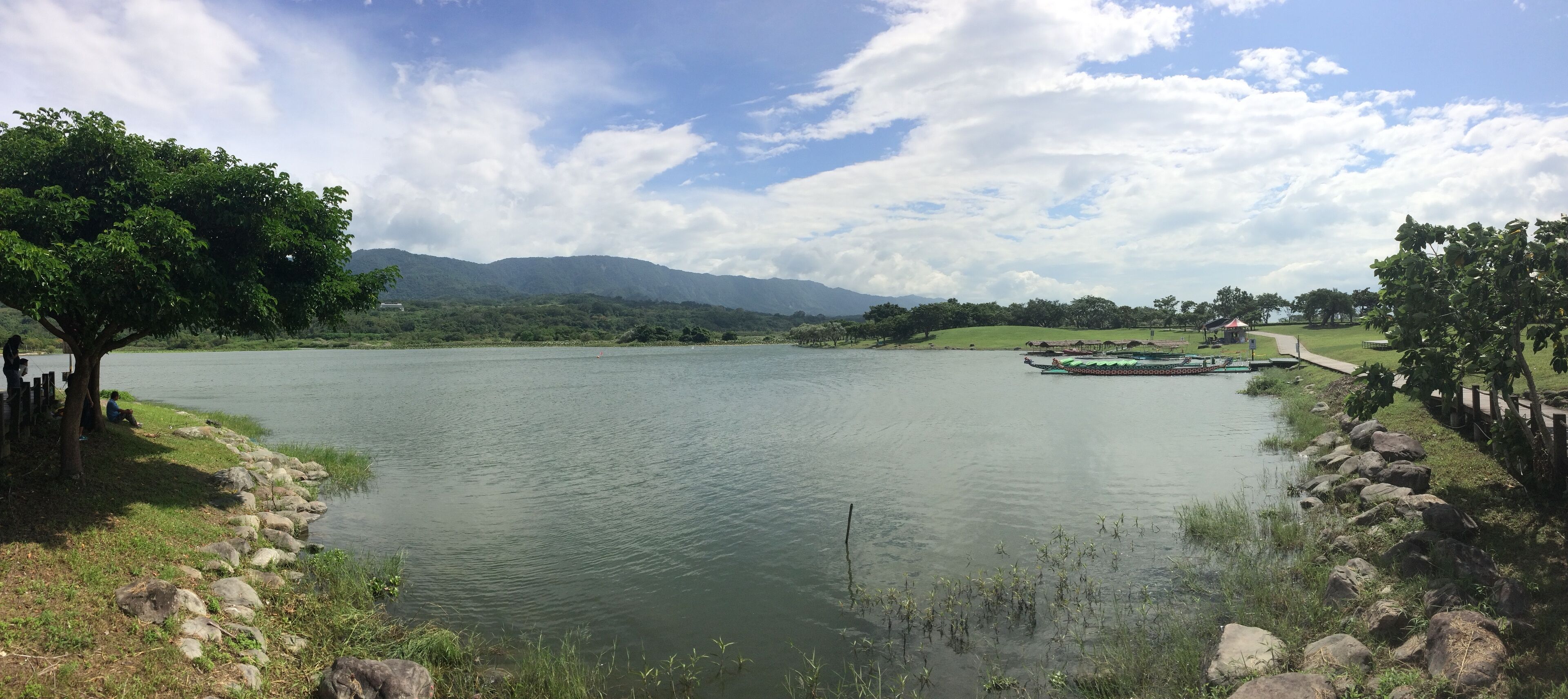 Dapo Pond panorama