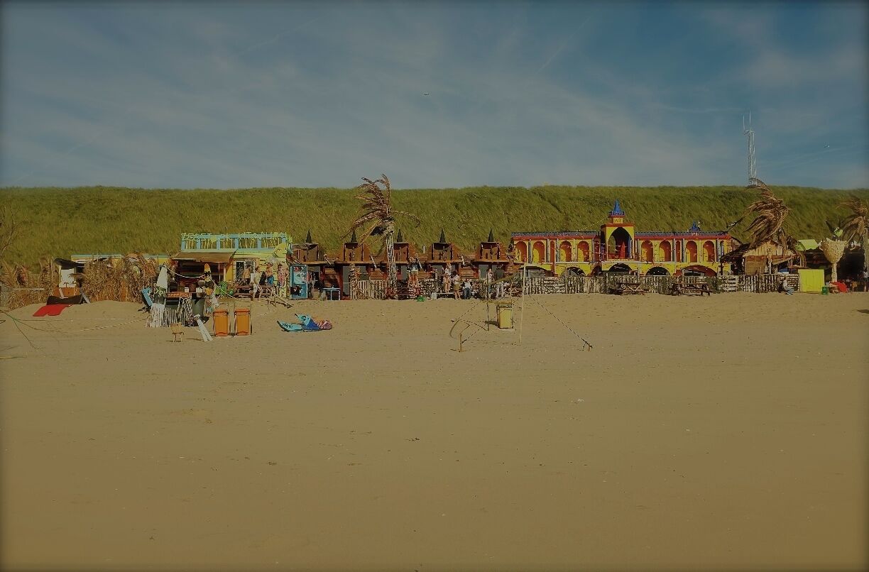 Bloemendaal Beach on the North Sea shore. Pleasant, peaceful & fun. especially when there is a cool Luminosity festival going there... x 