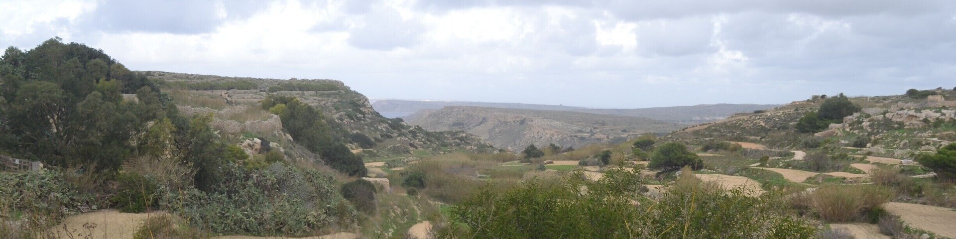 Bahrija Valley is an unspoilt natural area situated beneath the quiet village of Bahrija (which means moth). 
The valley is surrounded with wild plants  and flowers and also farming land.
#bahrija #valley #rabat #malta