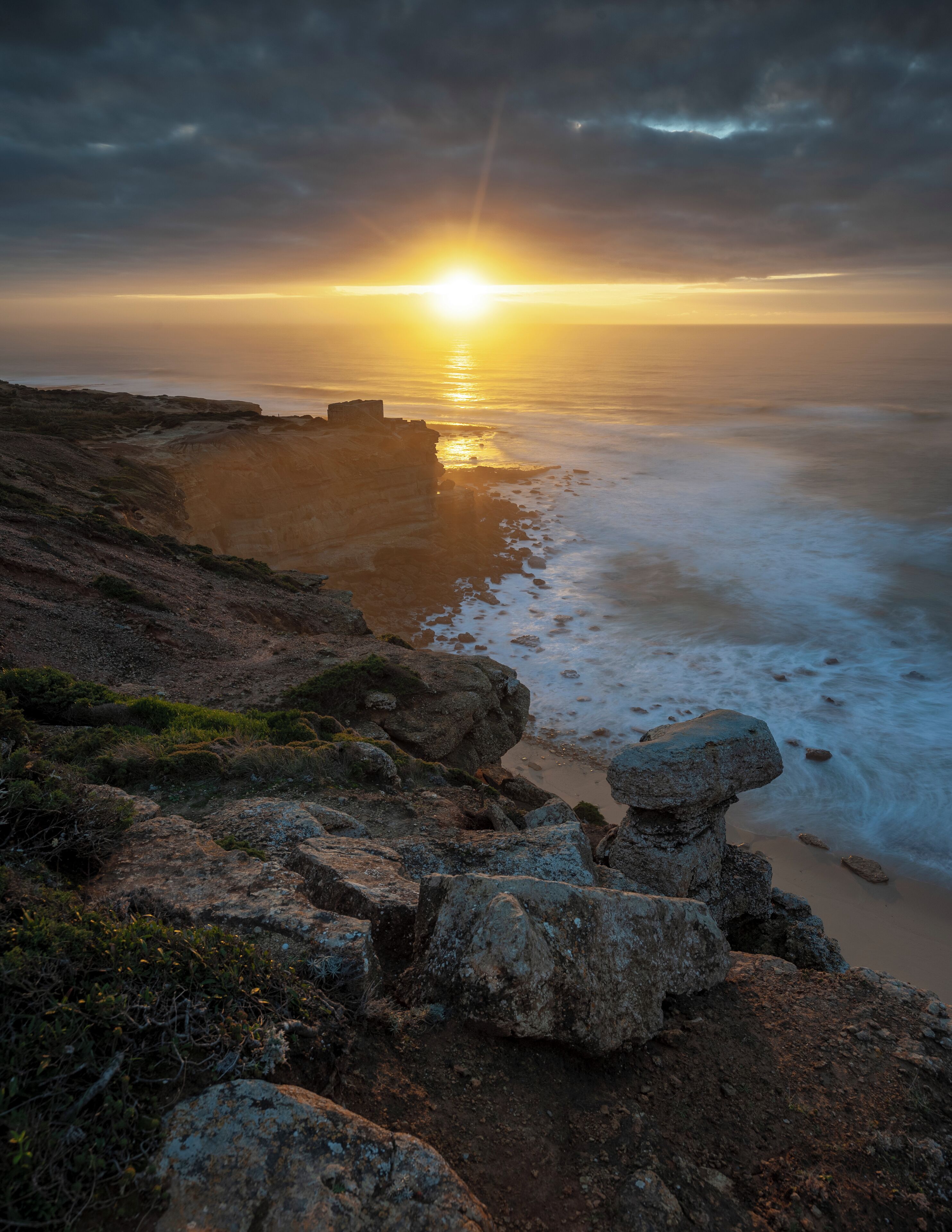 Old fortress on north of Ericeira


#ericeira #portugal #seascape
#landscape