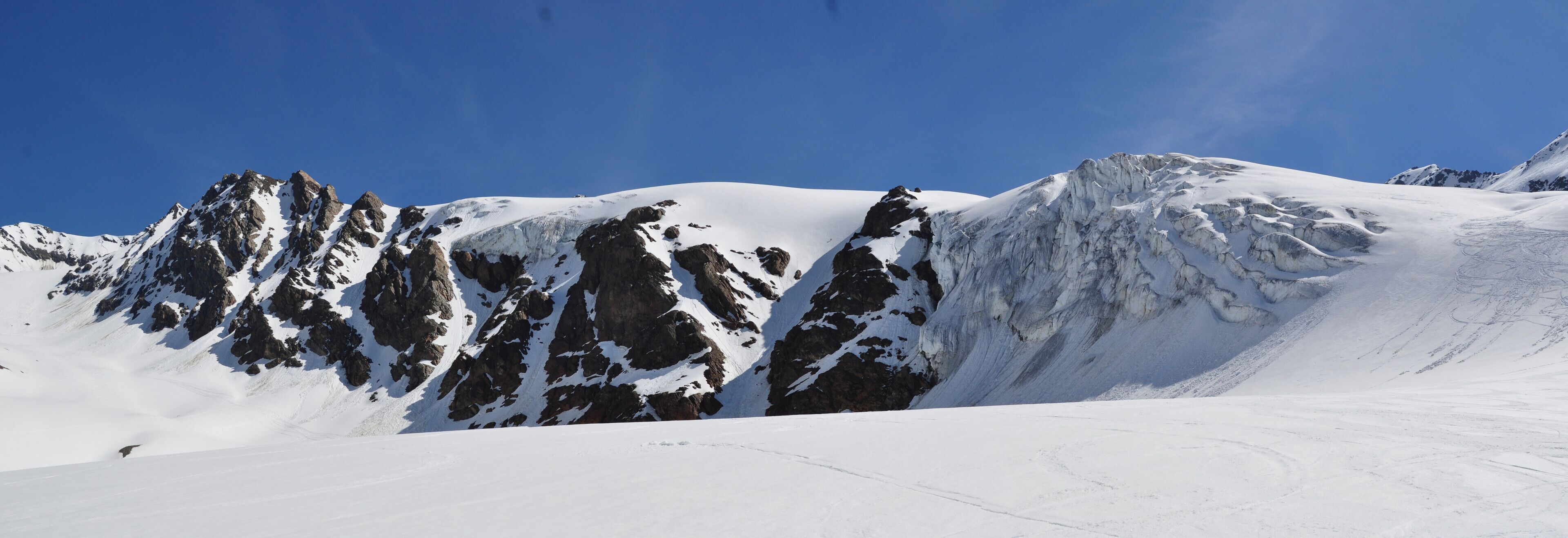 Seracchi ghiacciaio Dosegù 16-06-2013