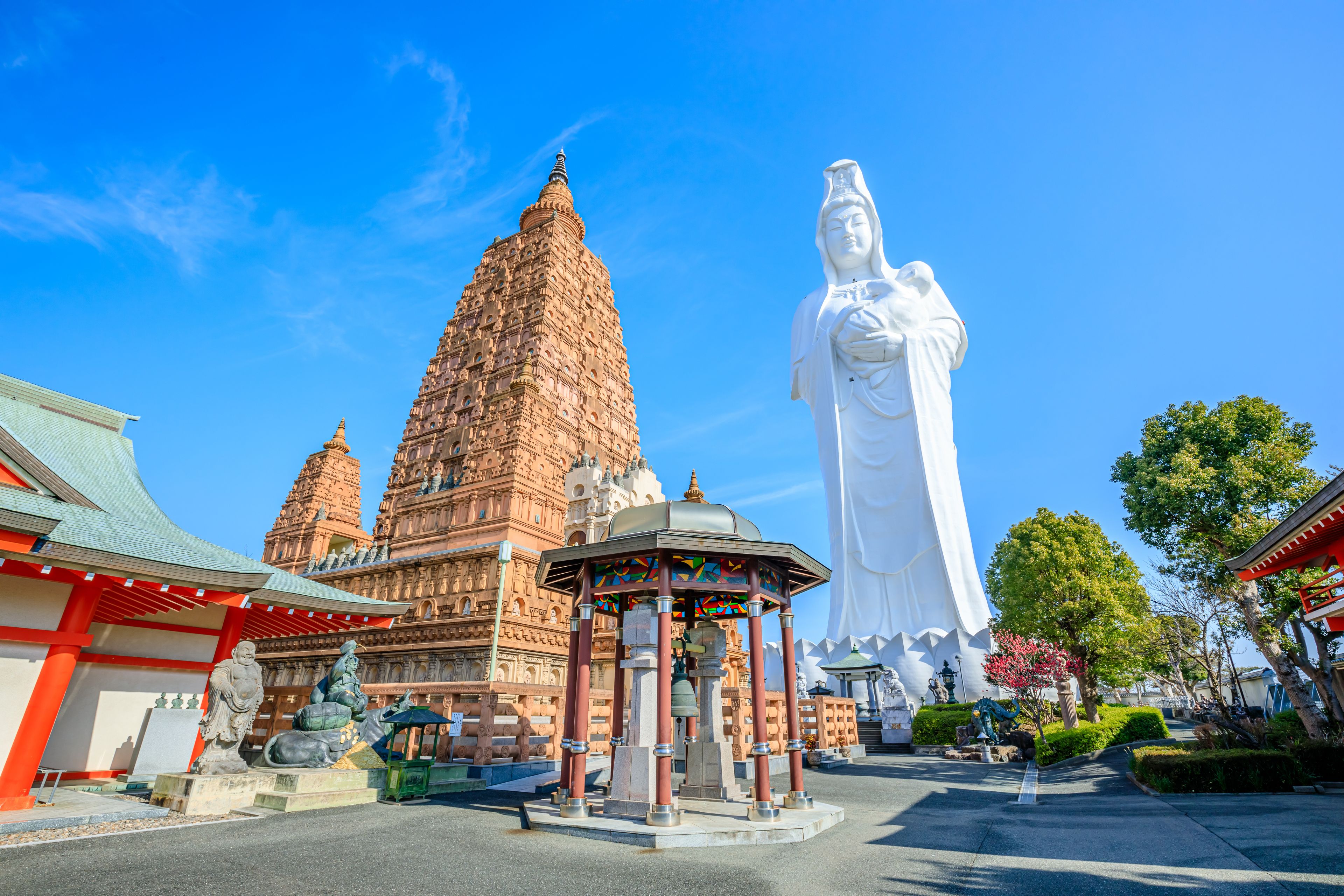 春の成田山 久留米分院 明王寺　福岡県久留米市　Naritasan in Spring Kurume Branch Myoji Temple. Fukuoka Pref, Kurume City.
