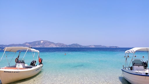 You can never get bored going to all the amazing beaches in Zante. Just look at the crystal clear water! Go further you can even swim with the sea turtles!
#LifeAtExpedia #beach