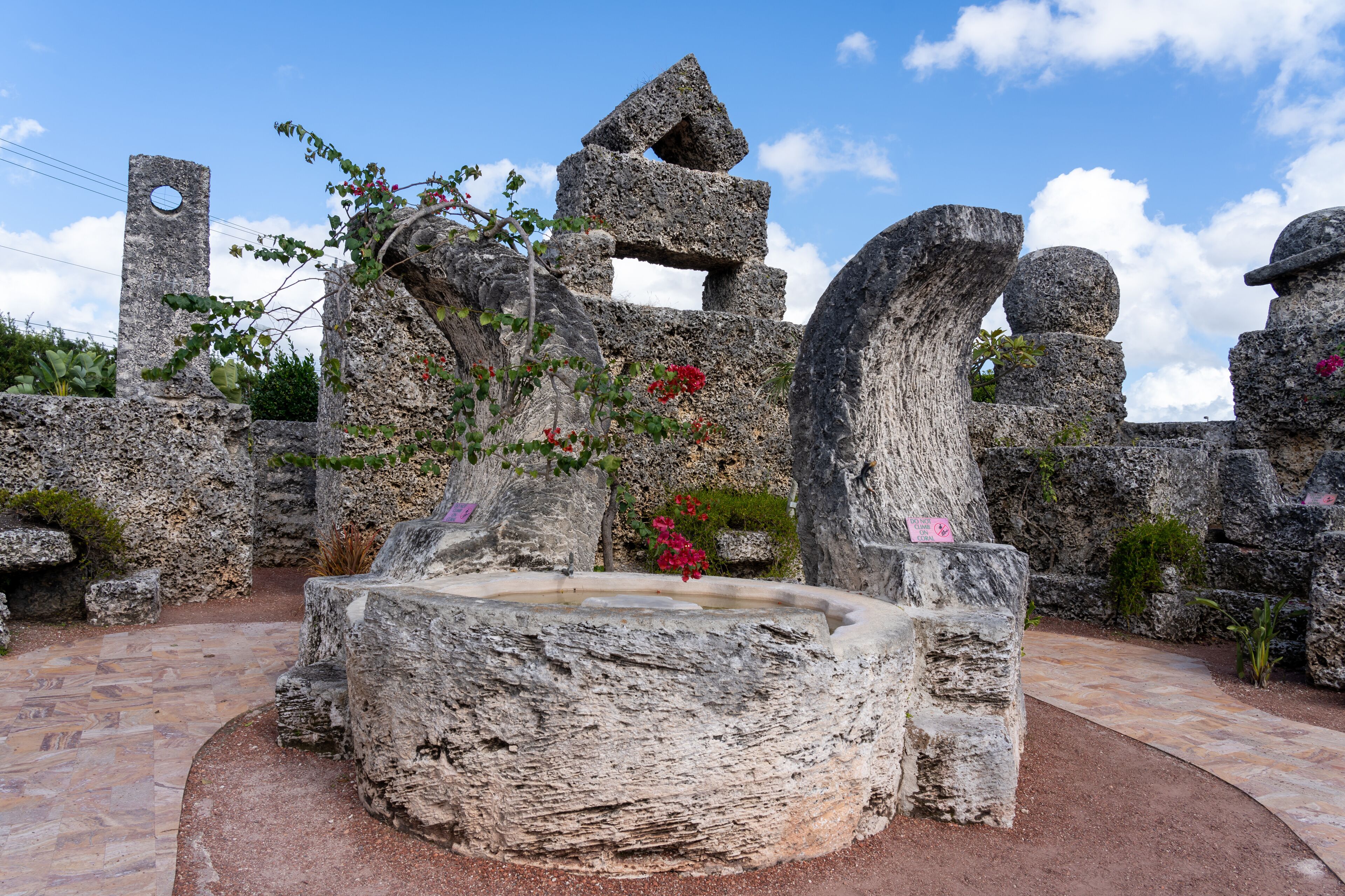 Coral Castle museum