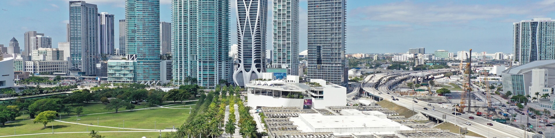 Aerial view of Perez Art Museum, Museum Park and waterfront buildings in Miami.