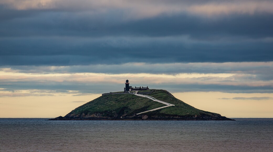 Irish Coastline, Garryvoe Beach, Ballycotton, Cork, Ireland