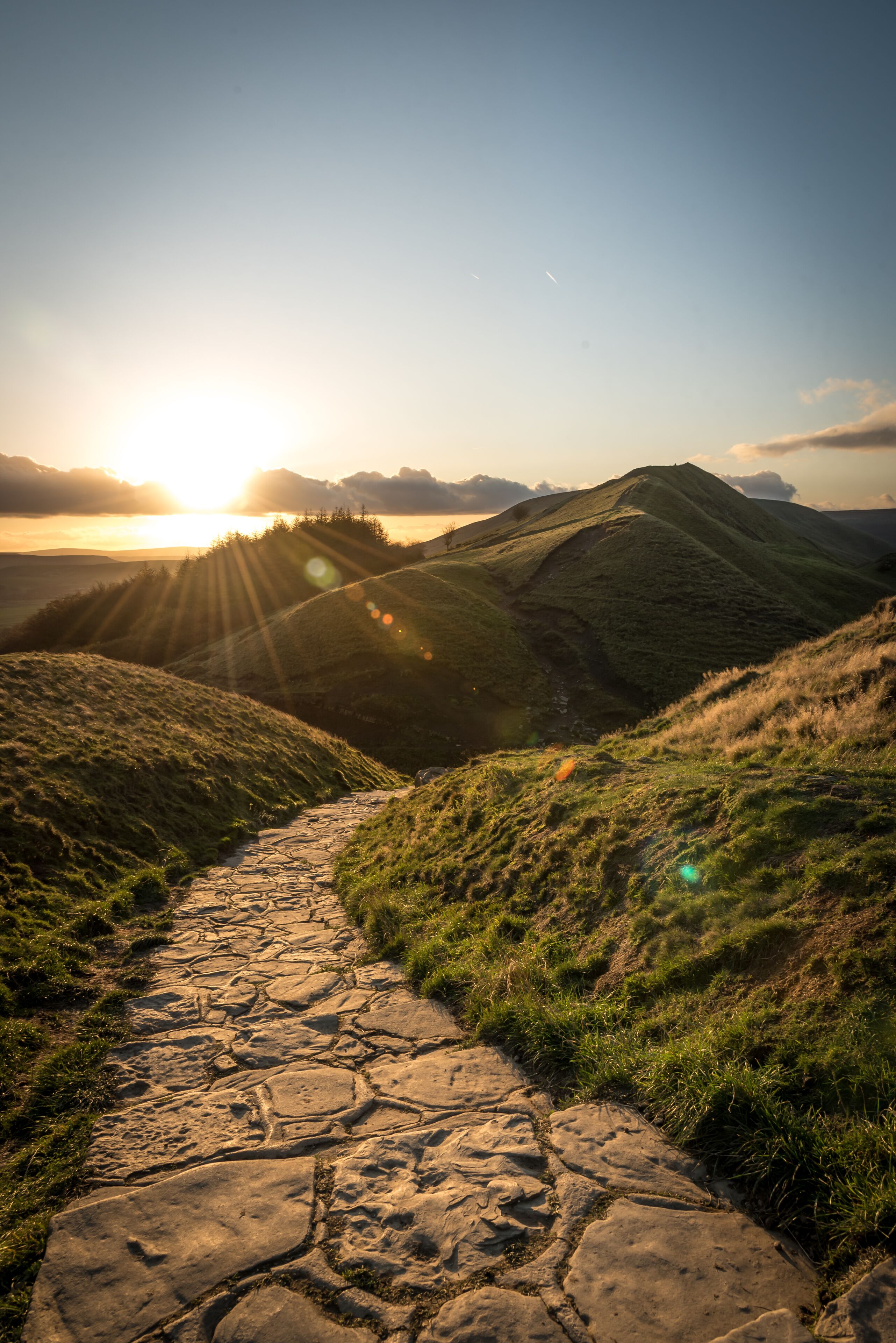 sunset in the mountains, Mam Tor, Peak District National Park, England, Europe