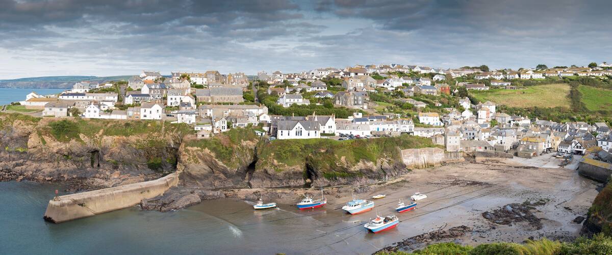 Panoramic view of the picturesque fishing village Port Isaac in northern Cornwall.