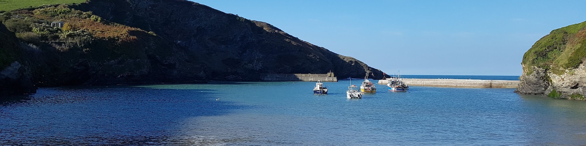 Peaceful Port Isaac. Cornwall