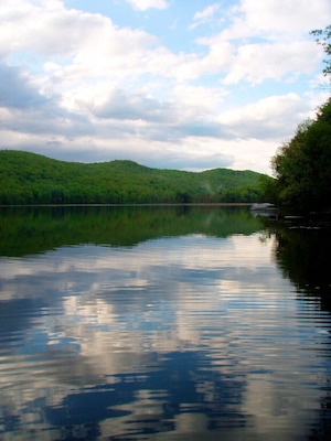 Peaceful day on Lake Bomoseen
