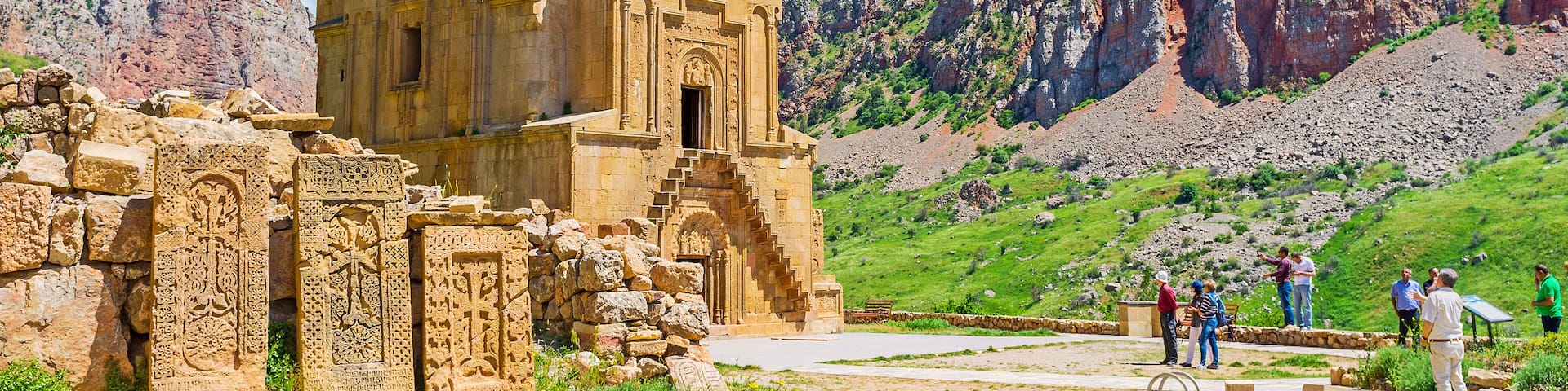 The religious art in Noravank Monastery