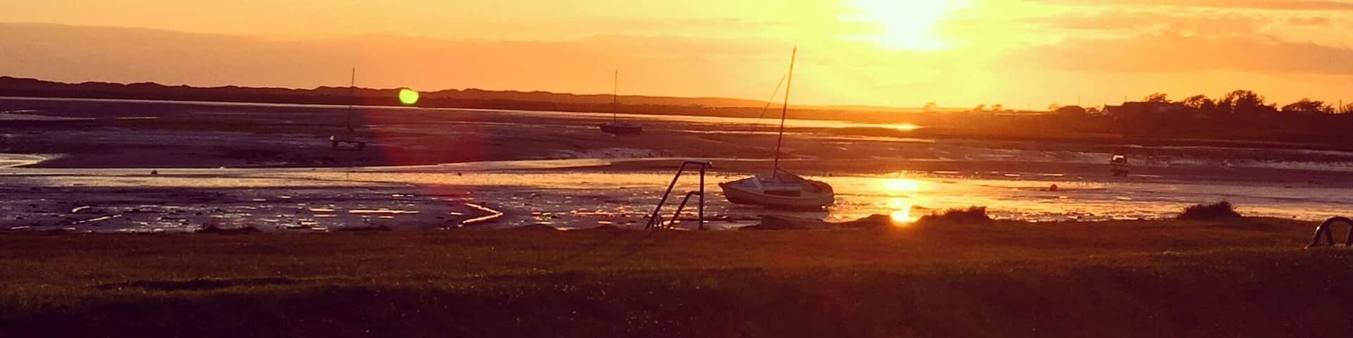 Lovely evening at Ravenglass. Sucker for a sunset! #Ravenglass #Sunset #Goldenhour