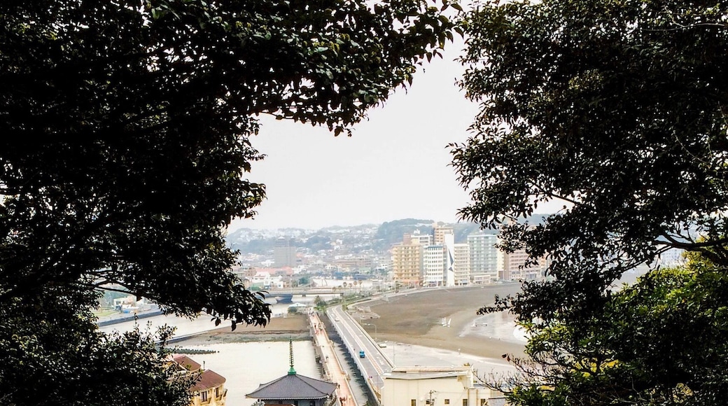 View from Enoshima Island, Japan off the Shonan Coast. Only an hour train ride away from Tokyo. It has beautiful shrines, views of Mt. Fuji, caves, tide pools, gardens, the Sea Candle, restaurants, shops, and lots of stairs.
#StunningStructures