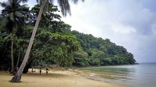 #KohRang #Trat #Island
#Thailand #Backpacking #TravelPhotography #SouthEastAsia #Travel
See you also on instagram: ExploreWithSeba