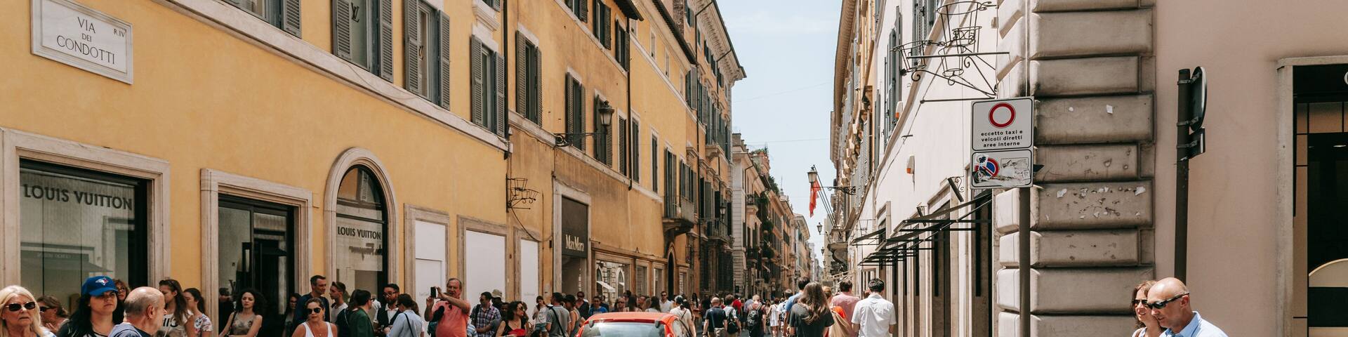 Via Condotti featuring street scenes