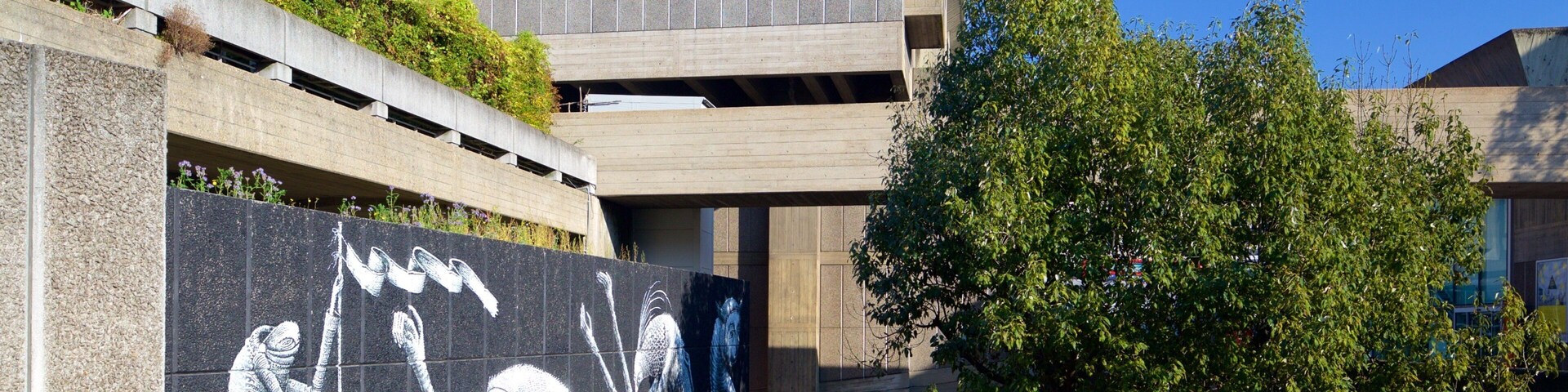 Southbank Centre which includes modern architecture, outdoor art and theater scenes