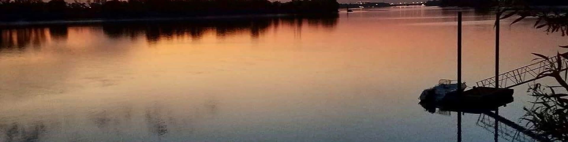 I took this photo of the Garonne River while eating dinner at a nice restaurant I stumbled upon called La Maison Du Flueve right outside of Bordeaux, France. This sunset looked as if the colors were painted on, and it made me want to live in this moment forever.
#riverphotochallenge #lamaisonduflueve #france #bordeaux #french #sunset #beautiful #travel #travelphotography #wanderlust #explore #river #sky