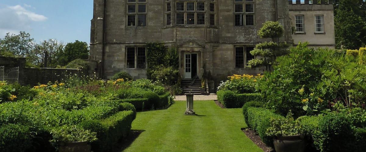 Newark Park - Homely House