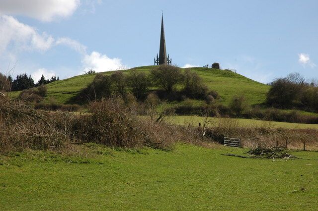 Ruardean castle, taken by Philip Halling (https://www.geograph.org.uk/profile/1837)