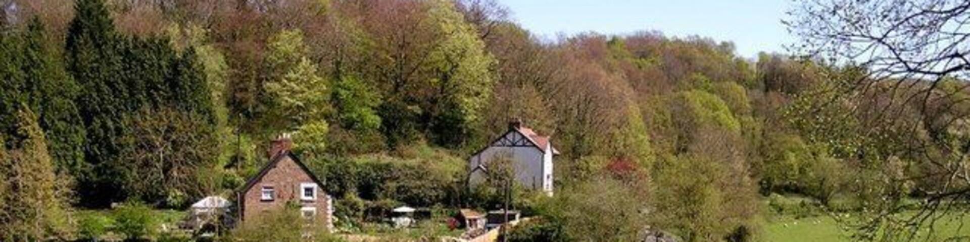 Stowfield Cottages As seen from the footpath by Stowfield Farm.
