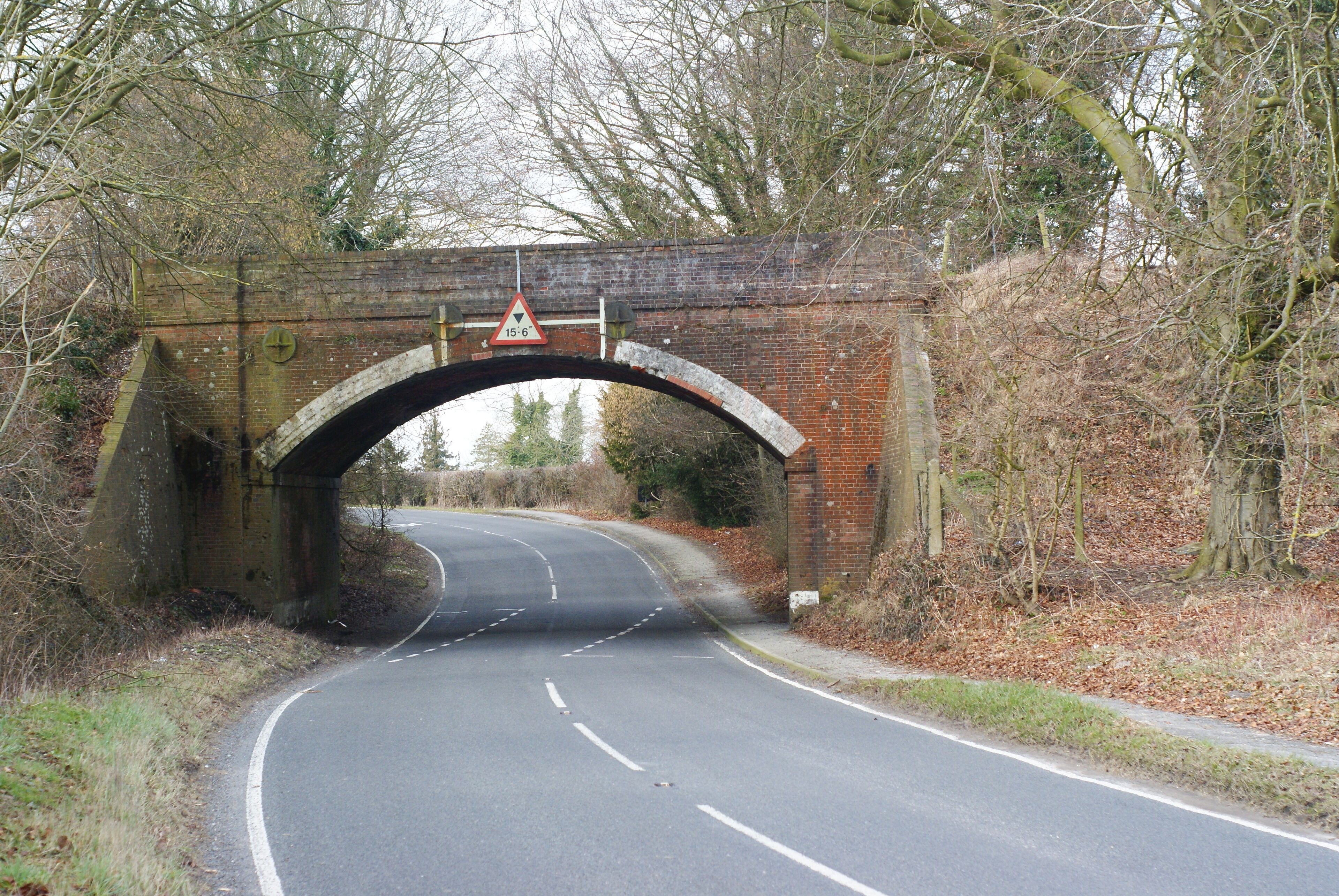 Railway Bridge at Alresford, Hampshire This bridge marks the eastern outskirts of Alresford, on the B3047, and carries the Mid Hants Railway. This road was previously numbered as the A31, before Alresford was bypassed.