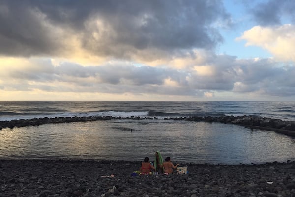 This part of the coast offer to people natural and rocky pool from beach. How pleasure is to swim there when people left and night is coming! Swimming in that pools was one of the craziest experience I ever had, watching waves beating the rocks without seeing your feet when darkness falling... #beachbound